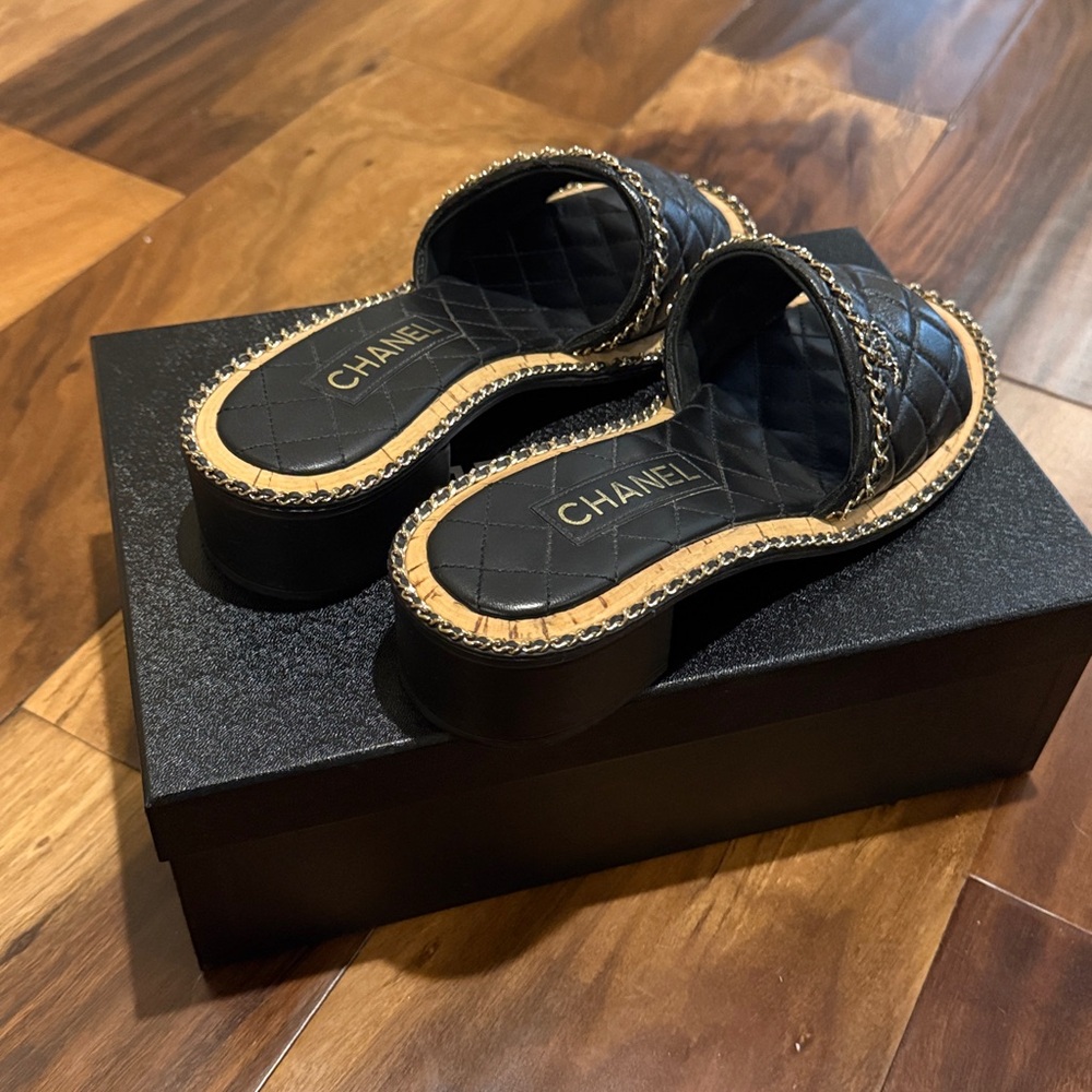 Chanel mules - Picture 4 of 6